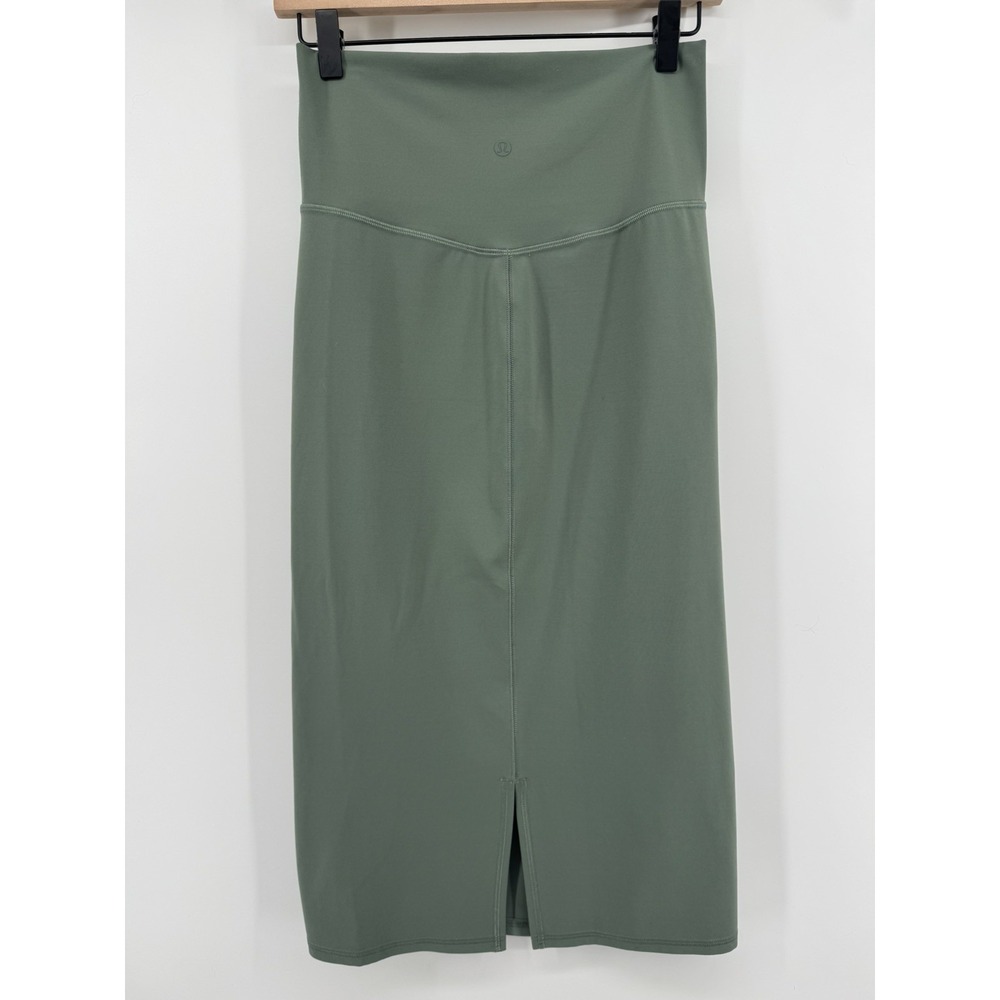 Lululemon Nulu Slim-Fit HR Skirt Greu Size 8 sage Green NWT - Picture 2 of 8